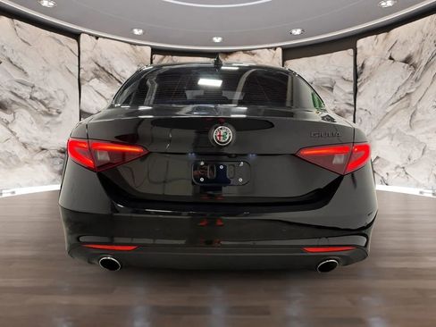 Used 2021 Alfa Romeo Giulia Sprint w/ Nero Edizione image 10