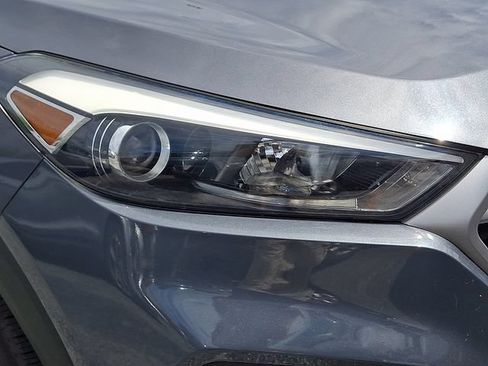 Used 2018 Hyundai Tucson SEL Plus AWD/4WD image 12