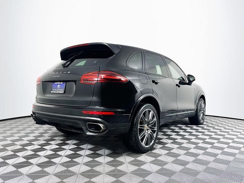 Used 2017 Porsche Cayenne Platinum Edition image 11