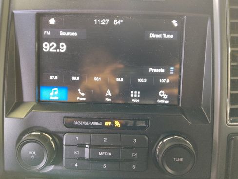 Used 2018 Ford F150 XLT w/ Equipment Group 302A Luxury AWD/4WD image 25