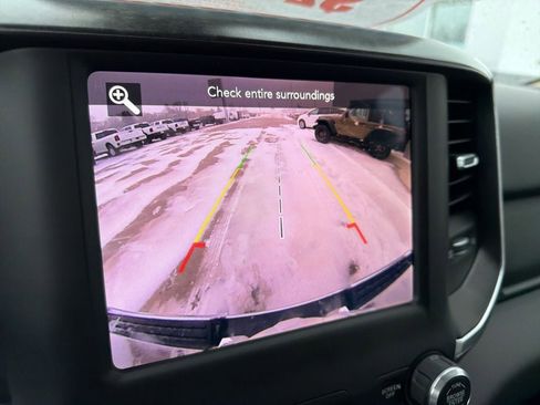 Used 2019 RAM 1500 Big Horn image 17