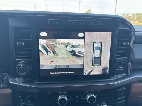 Used 2024 Ford F250 Lariat w/ Lariat Ultimate Package image 18