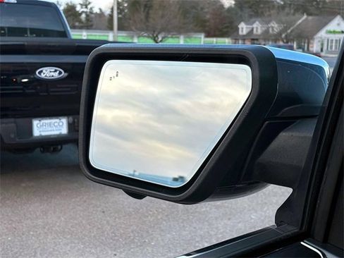 Used 2025 Ford F150 Lariat w/ Equipment Group 501A Mid image 31