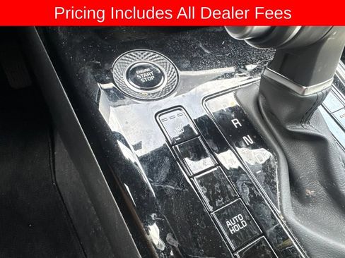 Used 2024 Kia Niro EX FWD image 7