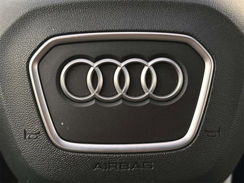 Used 2023 Audi Q3 2.0T Premium Plus w/ Premium Plus Package image 23