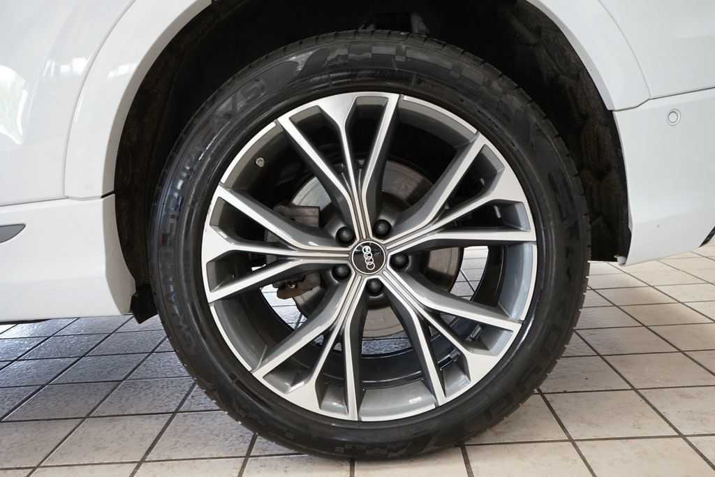 Used 2023 Audi Q8 Premium Plus AWD/4WD image 70