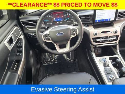 Used 2023 Ford Explorer XLT w/ Equipment Group 202A AWD/4WD image 20