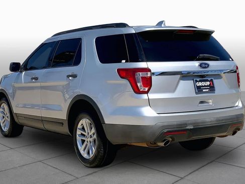 Used 2017 Ford Explorer FWD image 11
