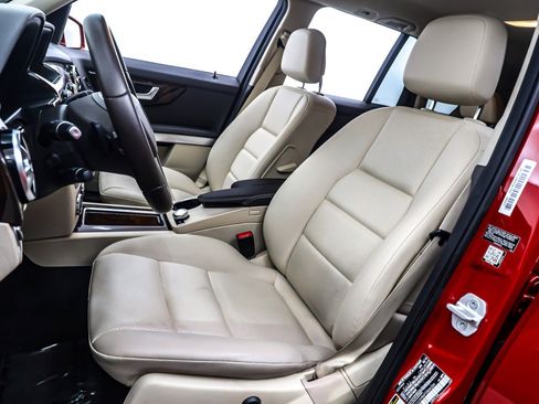 Used 2015 Mercedes-Benz GLK 350 2WD image 17