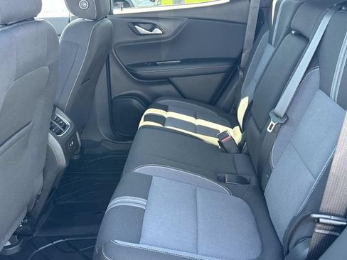 Certified 2024 Chevrolet Blazer LT w/ Convenience Package FWD image 20