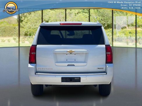 Used 2018 Chevrolet Suburban Premier AWD/4WD image 12