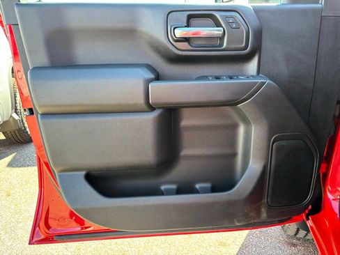 Used 2025 GMC Sierra 2500 Pro w/ Convenience Package image 10