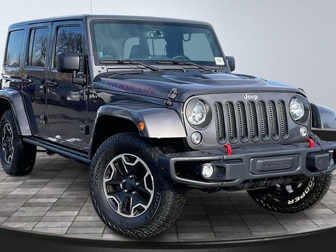 Used 2016 Jeep Wrangler Unlimited Rubicon image 10