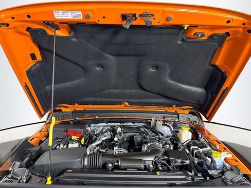 New 2025 Jeep Gladiator Mojave w/ Safety Group image 32