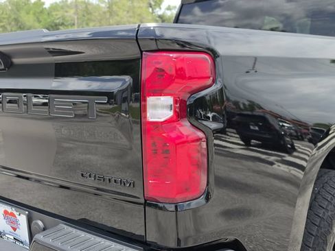 Used 2025 Chevrolet Silverado 1500 Custom w/ Rally Edition RWD image 10