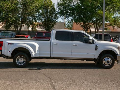 Used 2022 Ford F350 Lariat w/ Lariat Ultimate Package AWD/4WD image 4