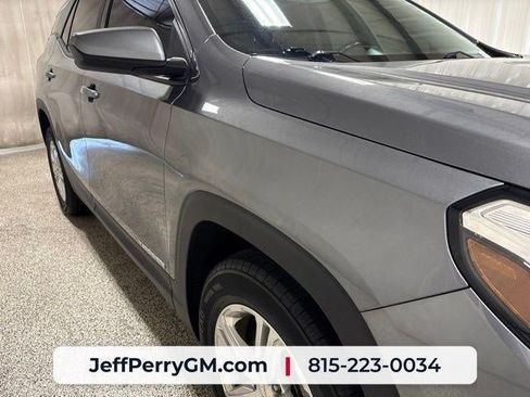Used 2018 GMC Terrain SLE FWD image 8