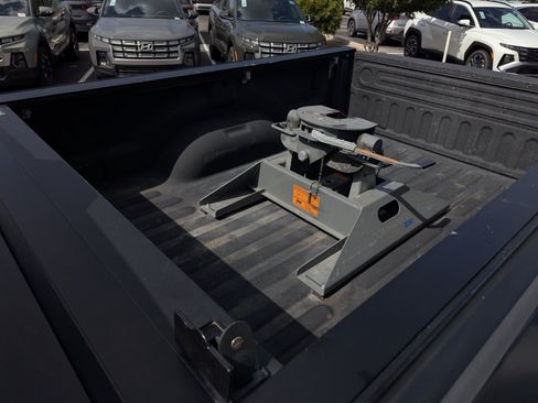 Used 2021 RAM 3500 Tradesman w/ Towing Technology Group AWD/4WD image 9