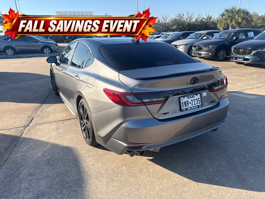 Used 2025 Toyota Camry XSE FWD image 3