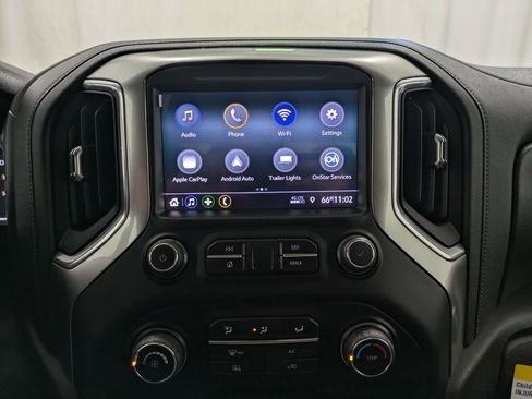 Used 2021 Chevrolet Silverado 2500 LT AWD/4WD image 13