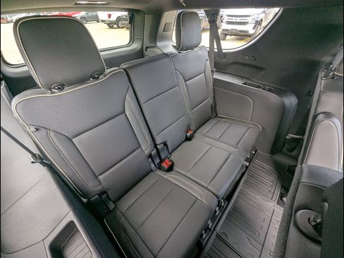 New 2026 GMC Yukon XL Elevation w/ LPO, Floor Liner Package image 16