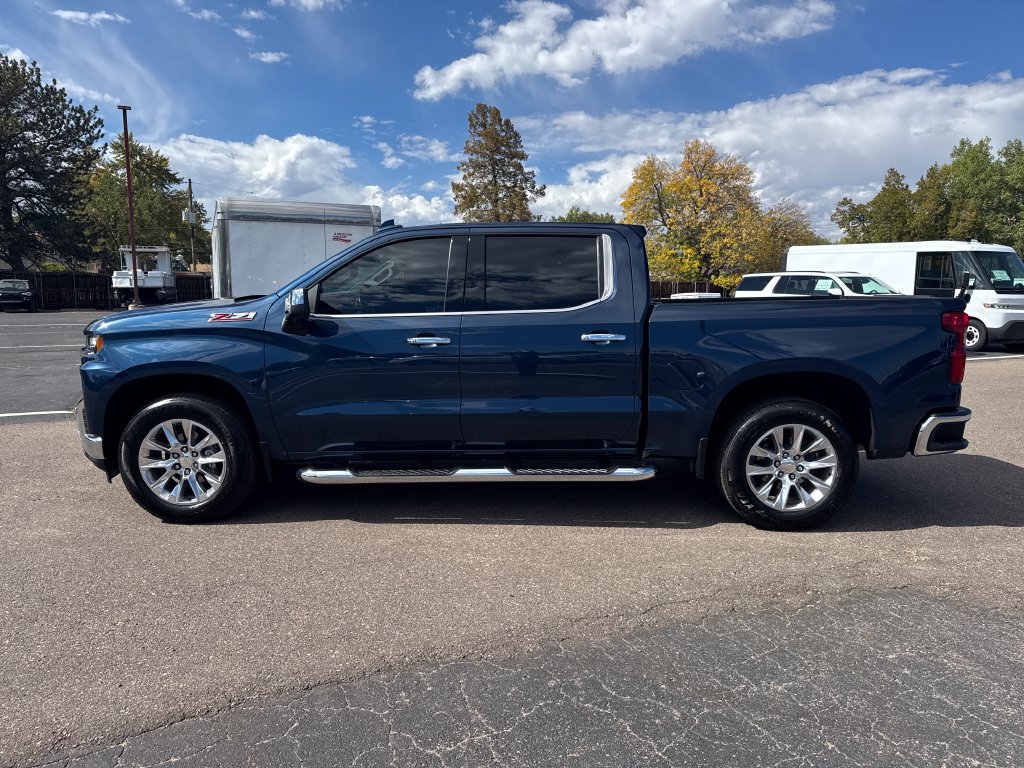 Used 2021 Chevrolet Silverado 1500 LTZ AWD/4WD image 2