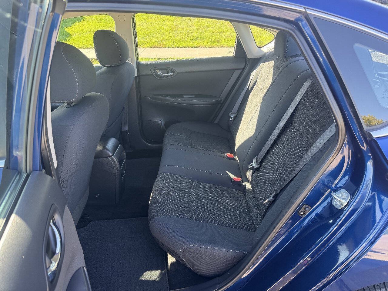 Used 2017 Nissan Sentra S FWD image 12
