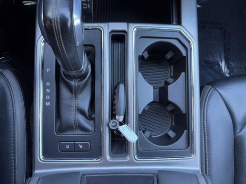 Used 2019 Ford F150 Platinum w/ Equipment Group 701A Luxury image 36