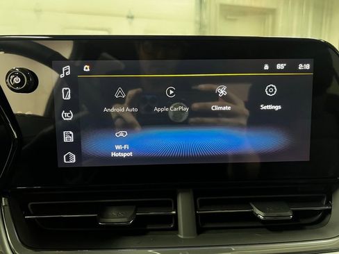 New 2026 Chevrolet Trax LT w/ LT Convenience Package FWD image 19