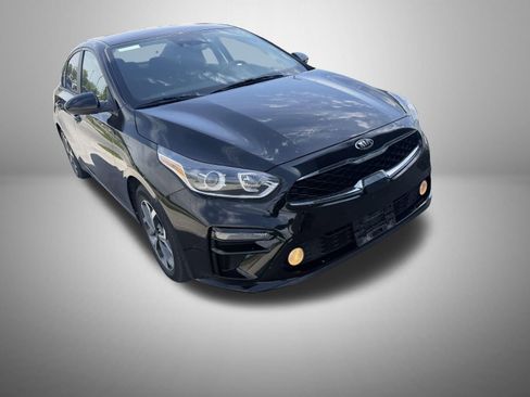 Used 2020 Kia Forte LXS FWD image 2