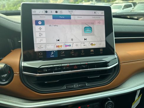 New 2025 Jeep Compass Limited w/ Elite Group image 12