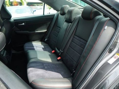 Used 2016 Toyota Camry XSE FWD image 15
