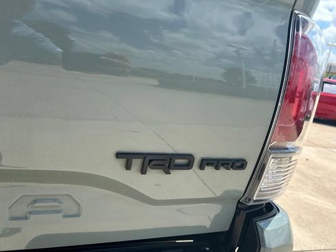 Used 2021 Toyota Tacoma TRD Pro AWD/4WD image 5