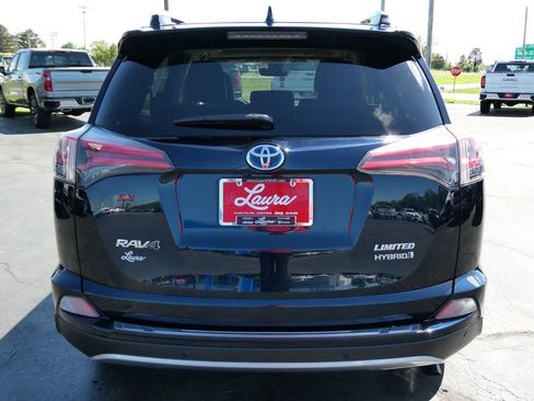 Used 2018 Toyota RAV4 Limited w/ Advanced Technology Package AWD/4WD image 6