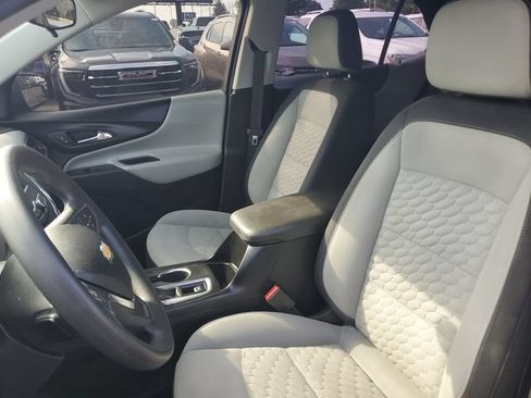 Certified 2019 Chevrolet Equinox LS FWD image 16