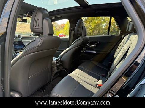 Certified 2026 Mercedes-Benz GLC 300 4MATIC image 19