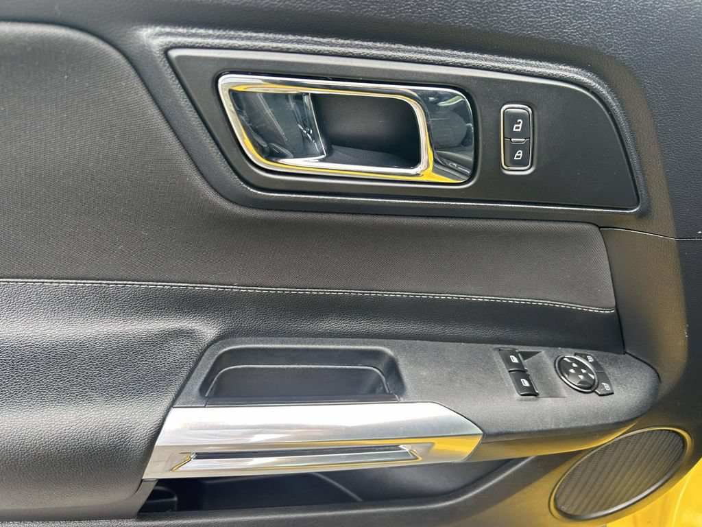 Used 2015 Ford Mustang GT RWD image 22