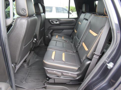Used 2024 GMC Yukon AT4 w/ Technology Package AWD/4WD image 35