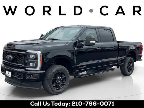Used 2023 Ford F250 XLT w/ XLT Premium Package AWD/4WD image 7