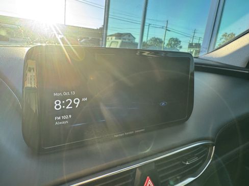 Used 2023 Hyundai Santa Fe Limited image 14