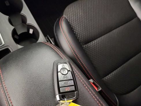 Used 2024 Ford Escape ST-Line w/ Tech Pack #1 AWD/4WD image 21