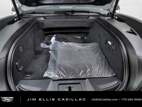 Certified 2025 Cadillac Escalade IQ Luxury 2 w/ LPO, Premium Carpet Package AWD/4WD image 36