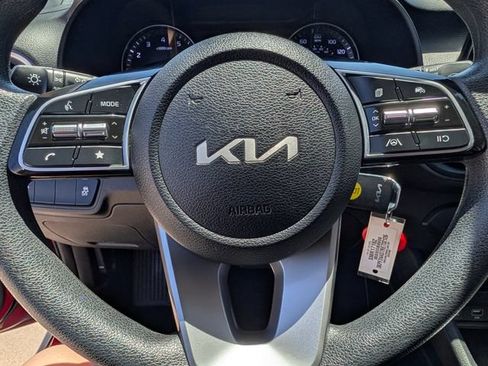 Used 2024 Kia Forte LXS FWD image 18