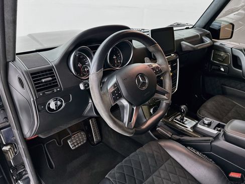 Used 2017 Mercedes-Benz G 550 Squared image 10