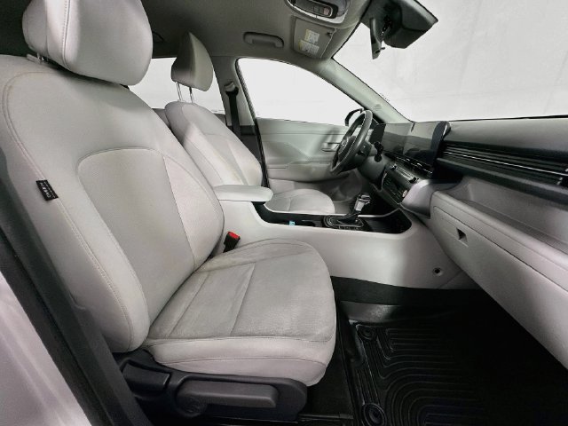 Used 2024 Hyundai Kona SEL AWD/4WD image 25