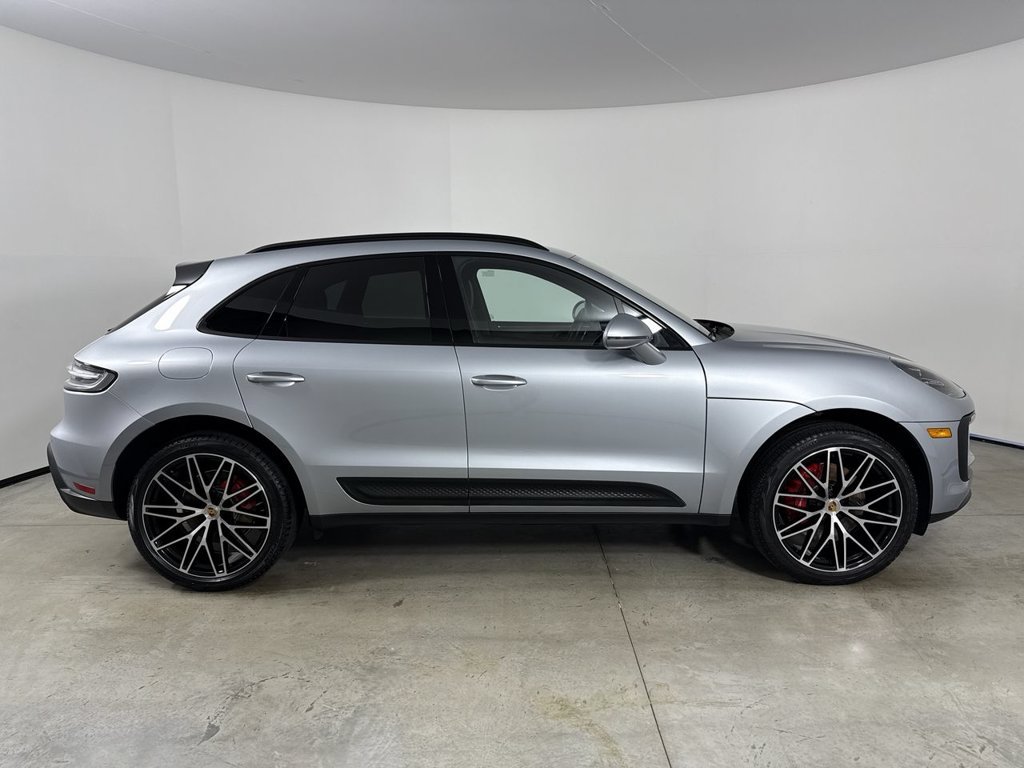 Certified 2026 Porsche Macan S AWD/4WD image 8
