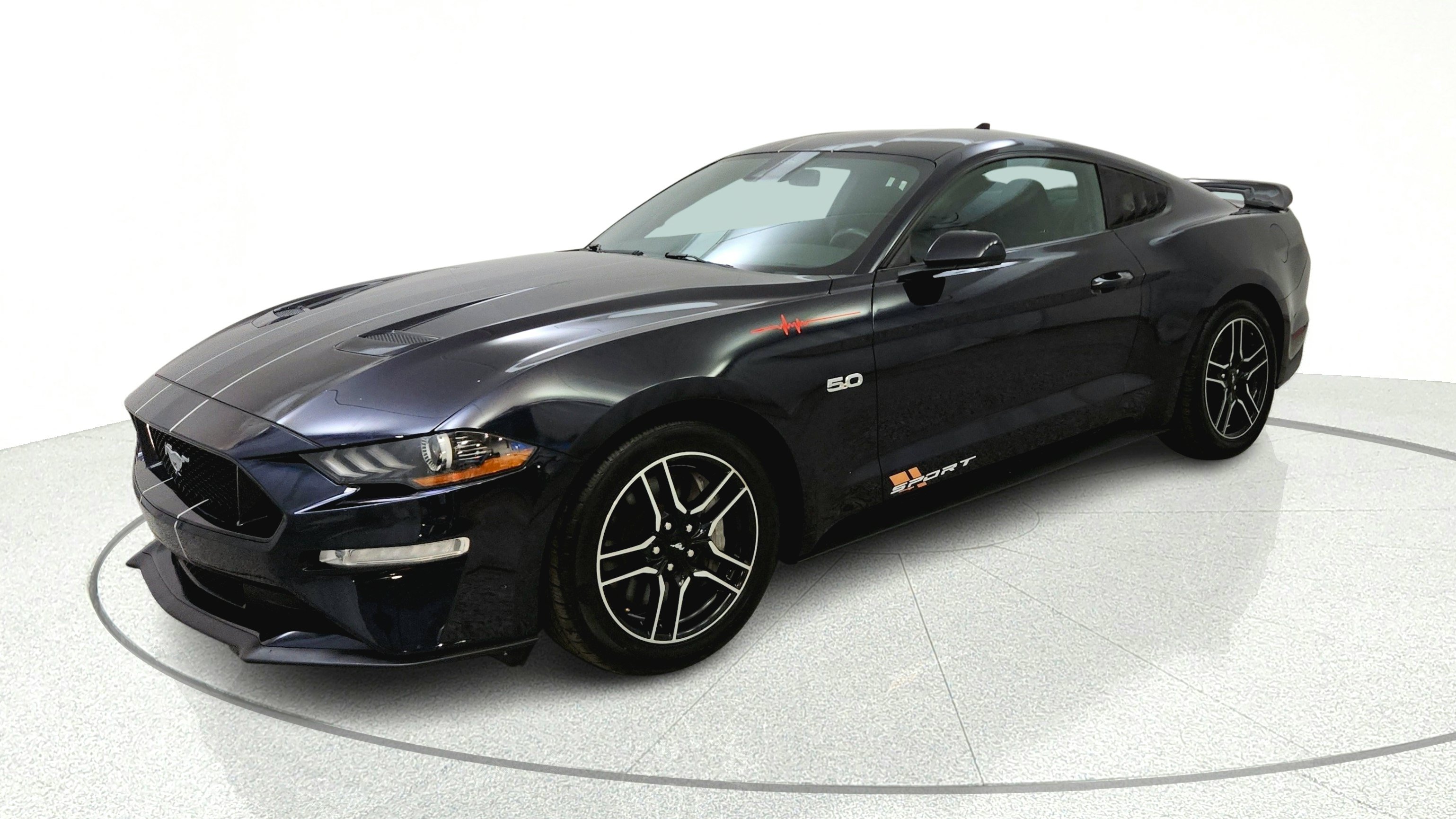 Used 2021 Ford Mustang GT RWD image 3