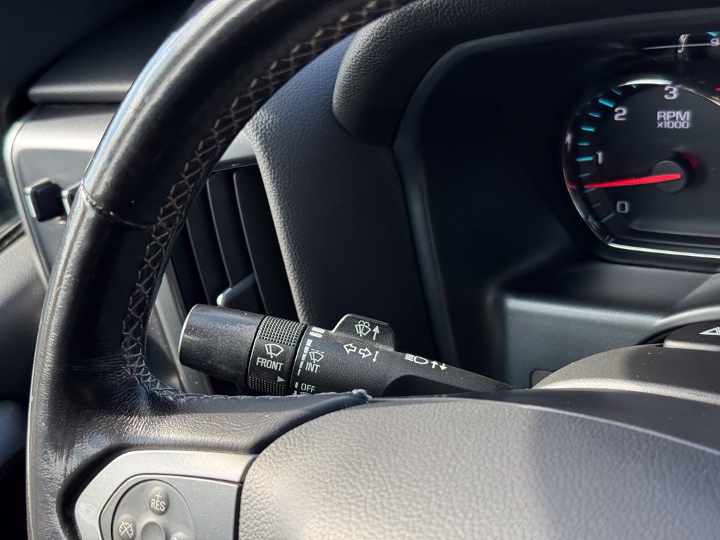 Used 2018 Chevrolet Silverado 1500 LT w/ All Star Edition AWD/4WD image 28