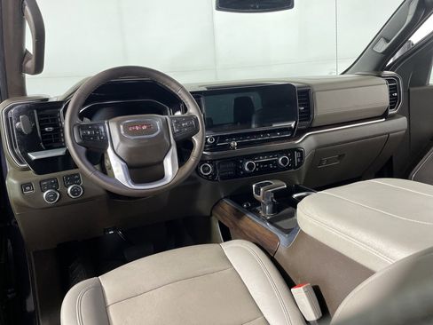 Used 2024 GMC Sierra 1500 SLT w/ SLT Convenience Package image 15