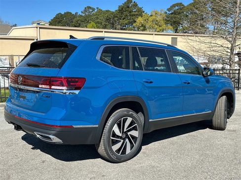 New 2025 Volkswagen Atlas SEL image 5